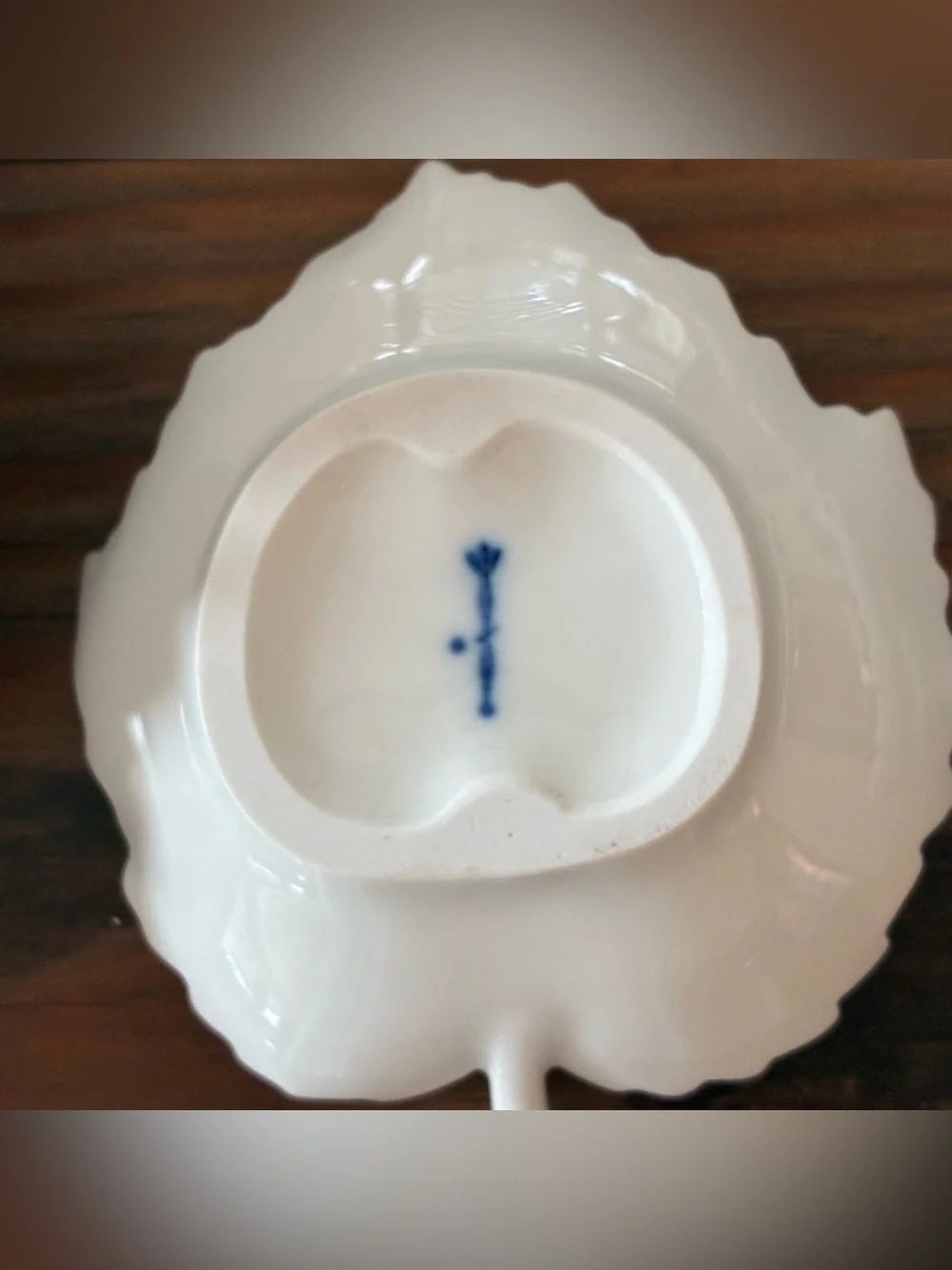 Vintage KPM White Leaf-Shaped Ceramic Serving Plates Set